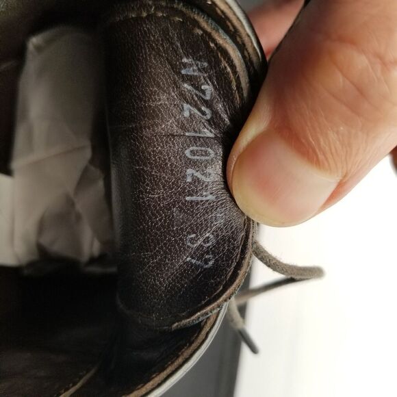 AGL Attilio Giusti Leombruni Women Oxfords  Shoes Size 6.5  Gray Patent Leather - Picture 8 of 8